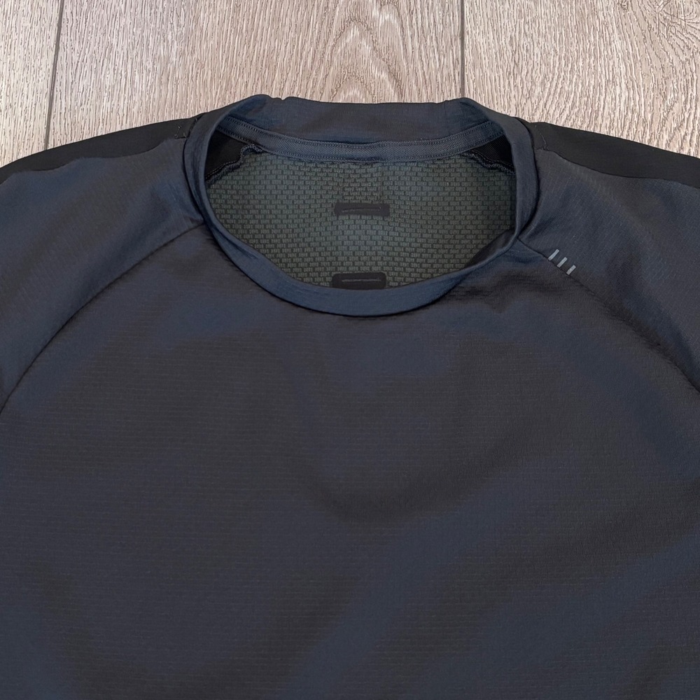 Lululemon Mobility Short Sleeve Training Shirt Mens Medium Athletic Workout - Picture 3 of 10